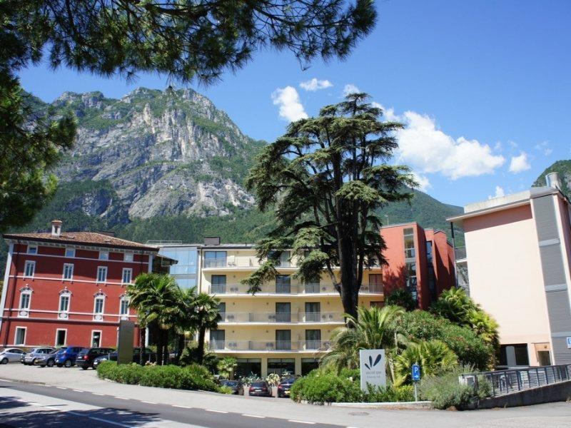 Astoria Resort Riva del Garda Extérieur photo